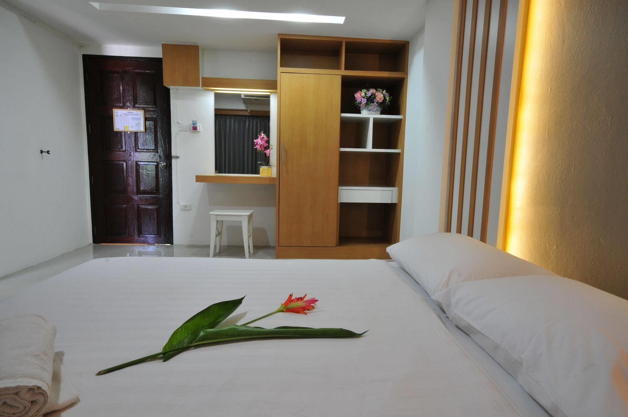 Beerapan Hotel Μπανγκόκ Εξωτερικό φωτογραφία